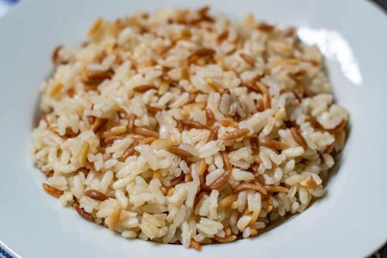 Perfect Pilav (Pilaf) Recipe: Fluffy, Fragrant, and Foolproof